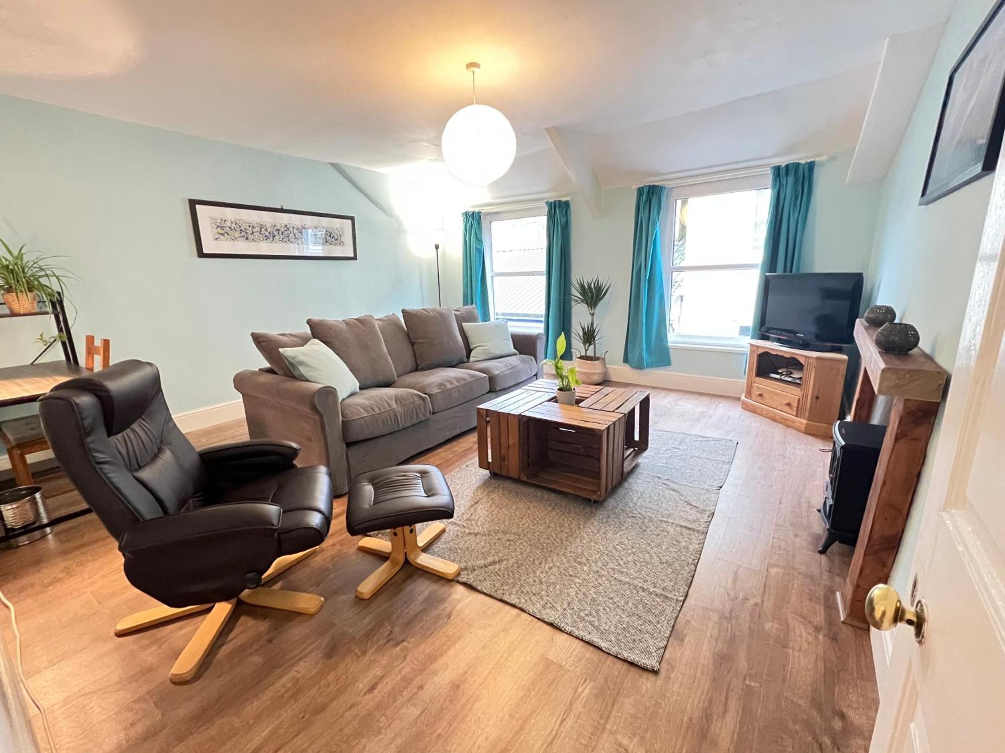 A Spacious 2 Bed Flat In Kingsbridge Town מראה חיצוני תמונה